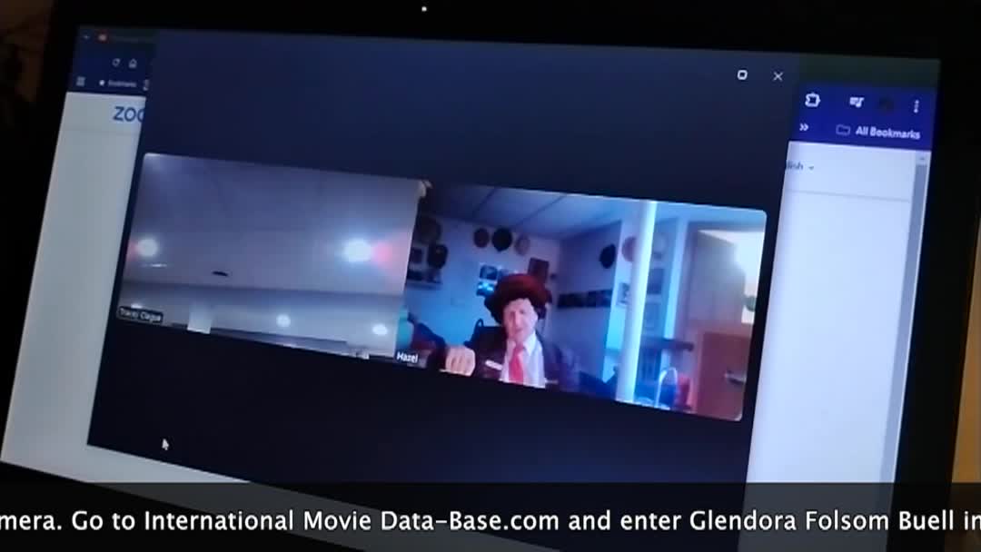 A Chat With Glendora