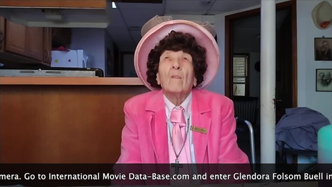 A Chat With Glendora