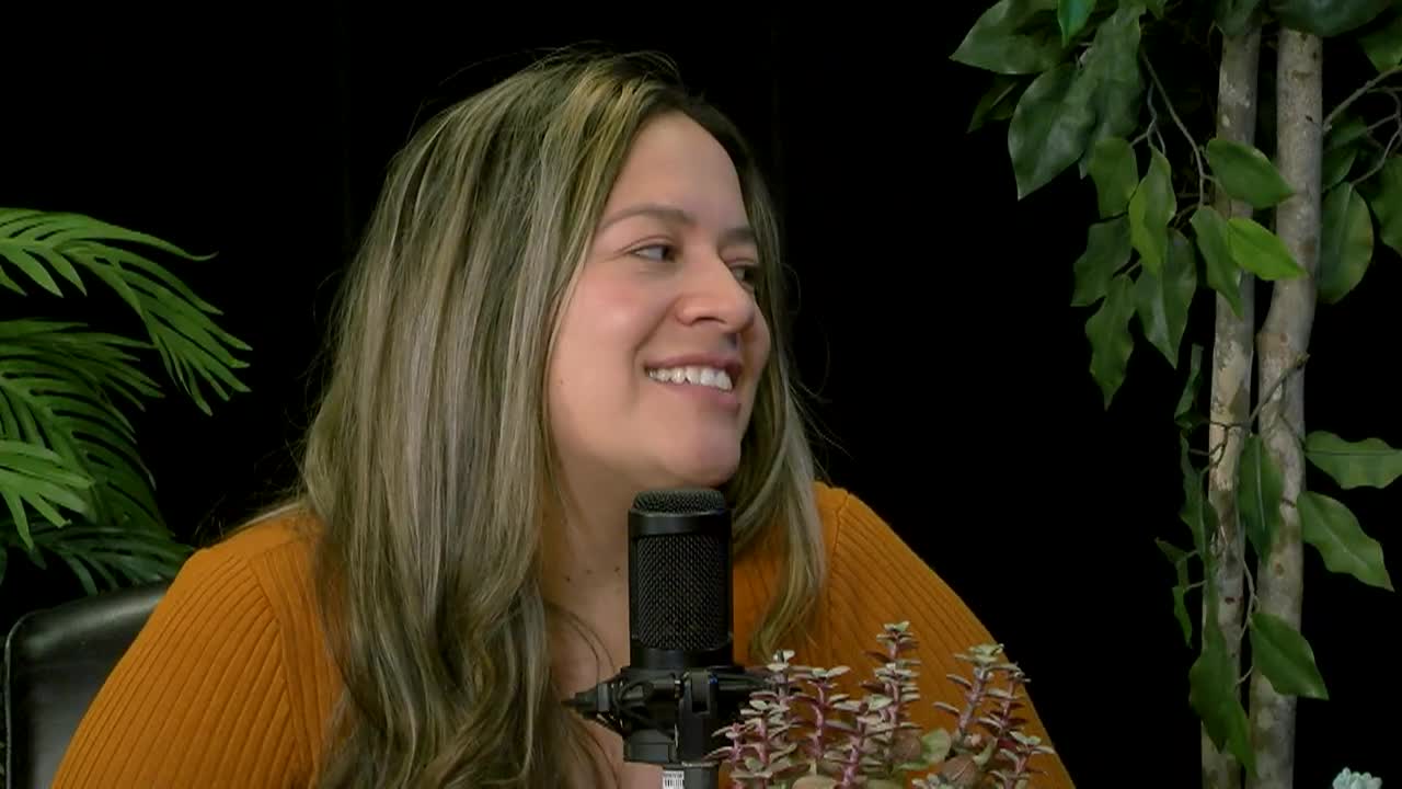 El Viaje - Guest: Sandra Rodriguez